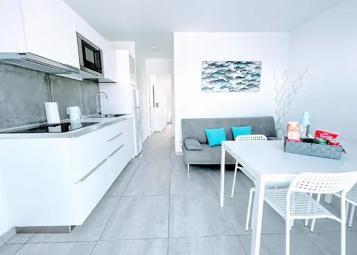 Blue Island Pool View & Wi-fi By Irent Fuerteventura *