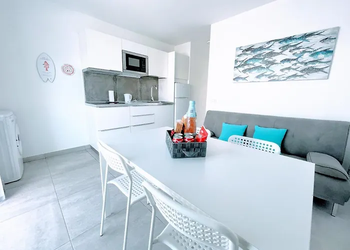 Blue Island Pool View & Wi-fi By Irent Fuerteventura *