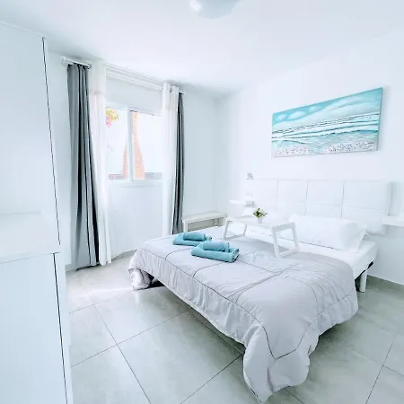 Appartamento Blue Island Pool View & Wi-fi By Irent Fuerteventura Corralejo