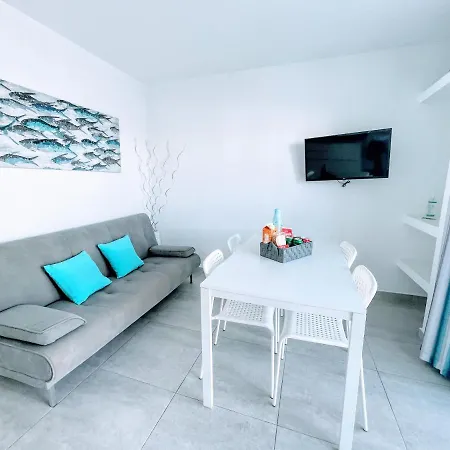 Blue Island Pool View & Wi-fi By Irent Fuerteventura 아파트 *