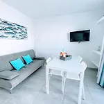 Blue Island Pool View & Wi-fi By Irent Fuerteventura Apartament *