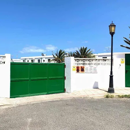 Blue Island Pool View & Wi-fi By Irent Fuerteventura * Коральео
