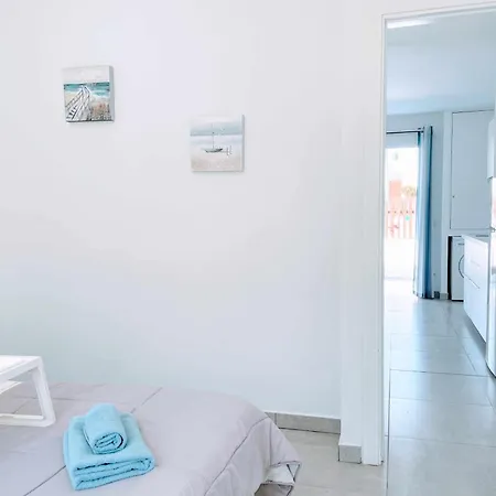 Blue Island Pool View & Wi-fi By Irent Fuerteventura * Corralejo